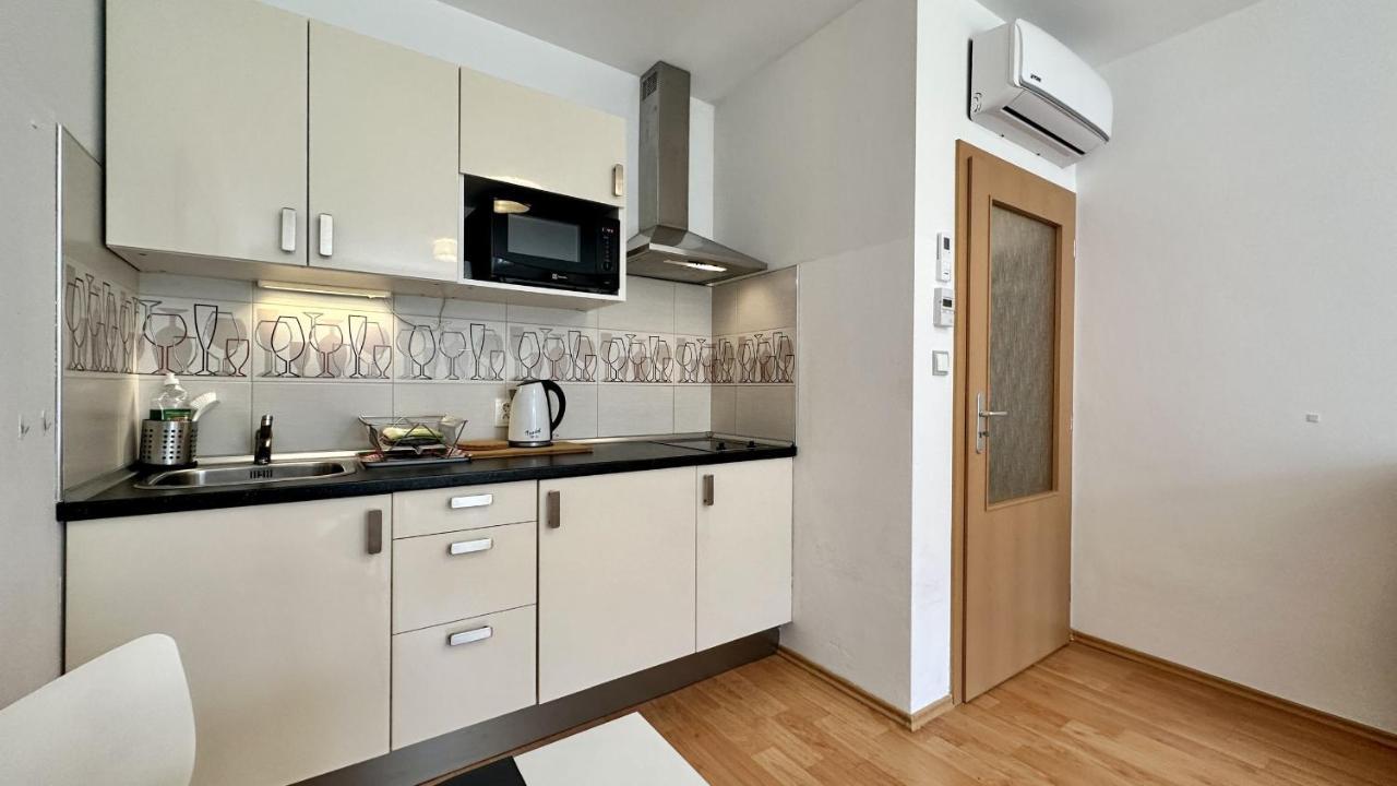 Ubytovani Trebon - Apartmany Rozmberk, Svet A Bastyr Bagian luar foto