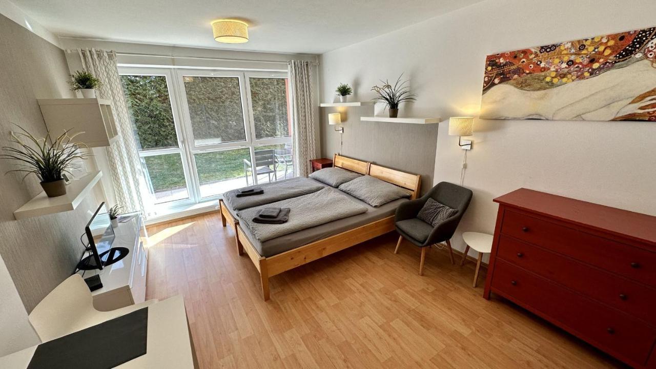 Ubytovani Trebon - Apartmany Rozmberk, Svet A Bastyr Bagian luar foto